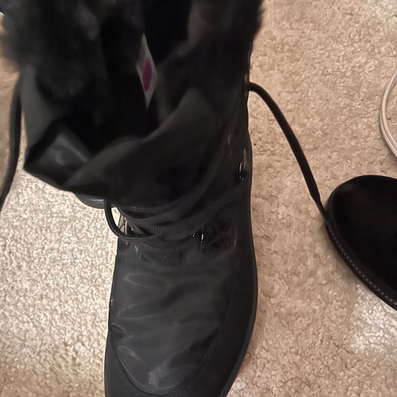 Gorgeous brand new Sorel Fur lined waterproof  boots and Ajar fur lined black - Picture 14 of 14